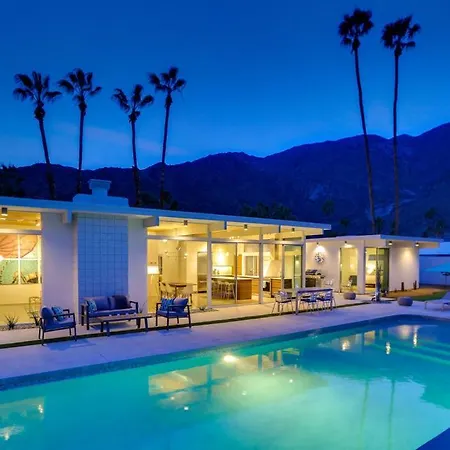 Villa Palm Springs Regal Contemporary Permit# 4106
